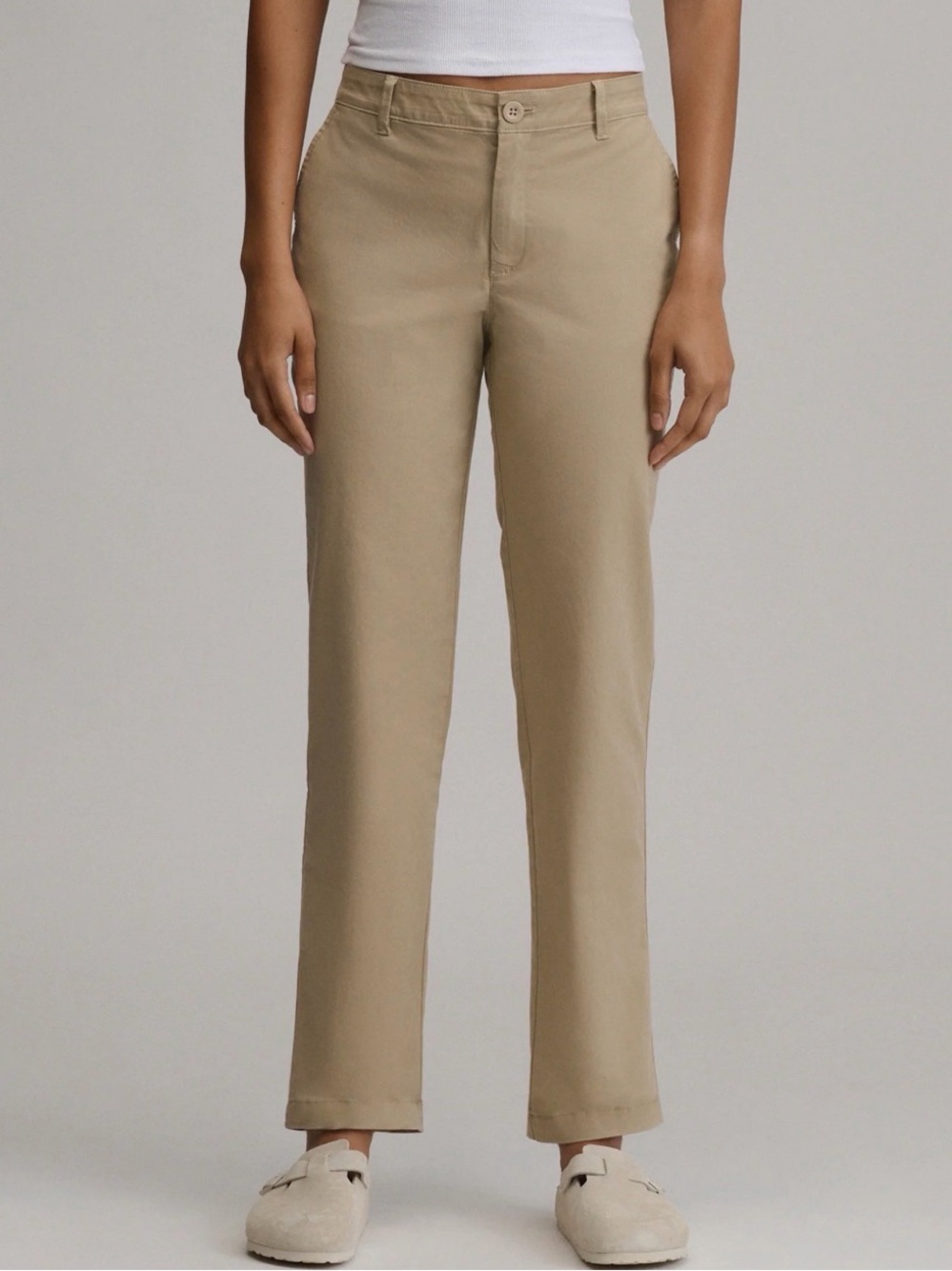 Eddie Bauer Straight-Leg Jeans in Khaki